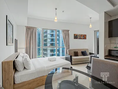 Marina Views | Corner Unit | All Bills Inclusive