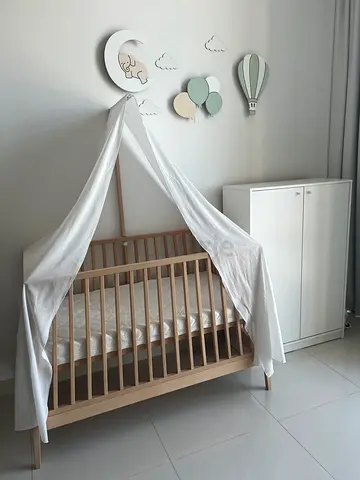 Leander Baby Crib