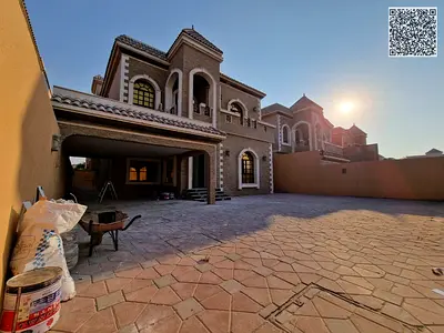 للايجار فيلا تجارى بالمويهات 2 مساحة 5 الف قدم  سكني تجاري تكيف مركزي بالكامل والكهرباء والماء