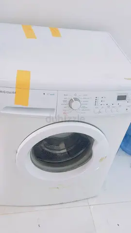 Frigidaire Front-Load Washing Machine - Good Working Condition