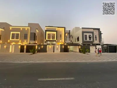 Luxury villa for sale, two floors and a roof with a private pool and all services included.