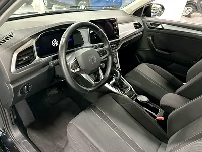 2024 Volkswagen T-ROC — фото 11