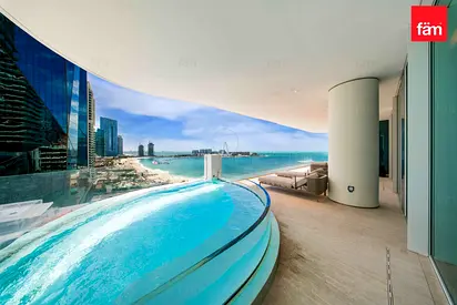 Vacant / Private Pool / Ready To Move In