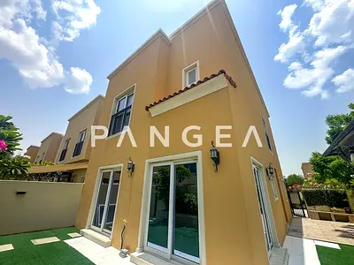Single Row | Full Corner Unit | Backing Green Belt