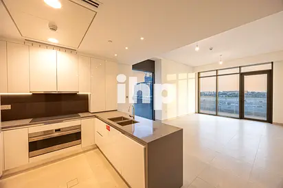 Spacious Corner unit | Canal Promenade Views | Vacant