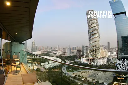 FULLY FURNISHED | HIGH FLOOR | READY TO MOVE