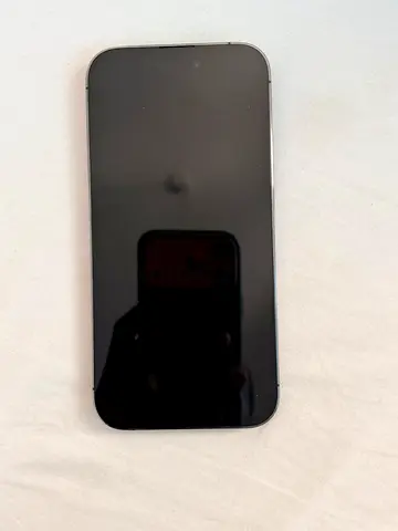 Apple iPhone in Excellent Condition
