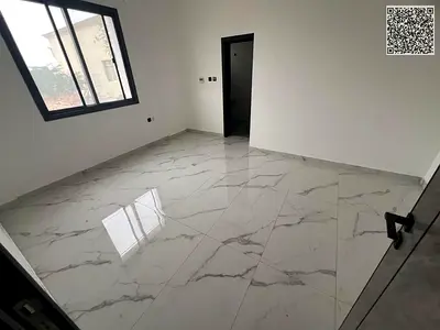 عرض مميز شقة غرفتين وصالة و3 حمامات طابق أرضي عمرها 8 شهور