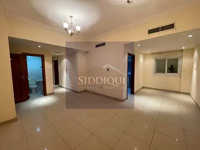 شقة فاخرة غرفتين نوم وحمامين وخزانة ملابس بسعر 45 ألف فقط، بالقرب من حديقة النهضة في الشارقة. اتصل بأسامة