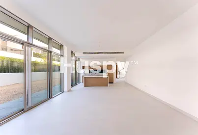 Multiple Options | Corner Unit | Large Plot