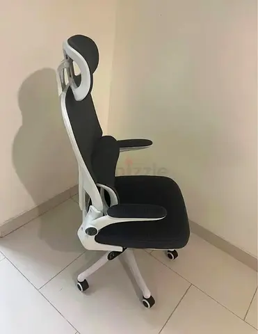 Executive office chairs comfortable