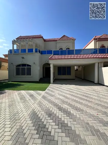 فيلا للإيجار – الروضة 3  🏡 فيلا واسعة بموقع مميز • 5 غرف نوم
