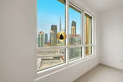 Spacious 2BR | Iconic Burj Views | Skyline Living