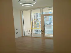 MOTIVATED SELLER | 2 YARDS | LOFT STYLE