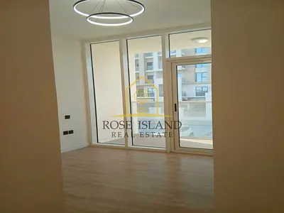 MOTIVATED SELLER | 2 YARDS | LOFT STYLE