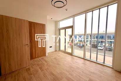Unfurnished | Spacious Layout | Private Garden