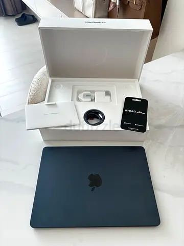 Apple MacBook 13.6-inch with Original Box  Charger