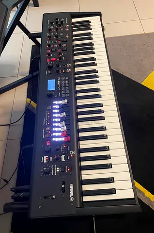 Yamaha YC61 stage piano