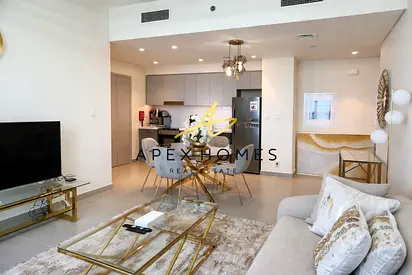 Vacant Soon | Mid Floor | Stylish