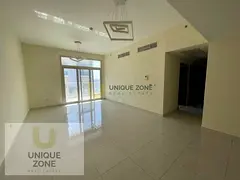 VACANT|Next to Metro|Chiller free|Biggest layout
