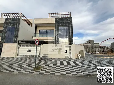 Luxury Villa in Al-Haliyo 2 | 7 Rooms + Roof | Fees Included