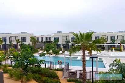 2 Bed for Rent - Falcon Island Al Hamra - Pool View