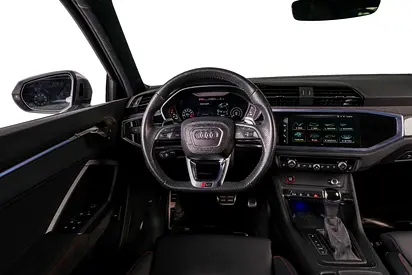 صورة 16 لـ 2021 AUDI RS Q3