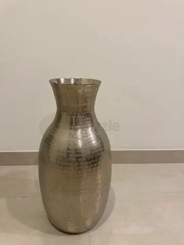 Decorative vase