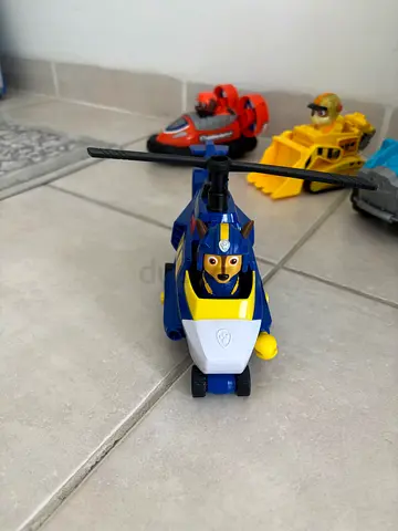 Paw Patrol figures with vehicles