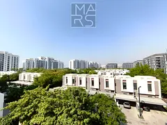 Spacious 1BR Apartment | 790 Sqft | Beautiful View | Balcony | AED 750K