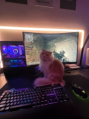 Gaming Computer : RTX 4070 , i7- 13700k