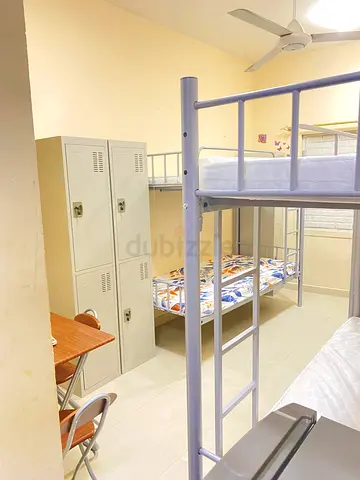 Male Bed Space in very near by Sharaf DG