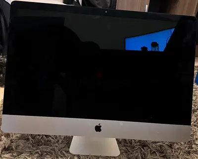 Apple iMac Desktop Computer