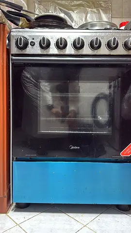 Midea freestanding gas cooker with oven - used, working