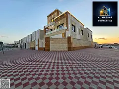 Own a corner villa on two streets, with a land area of ​​4000 sq ft, 6 master bedrooms with a ro