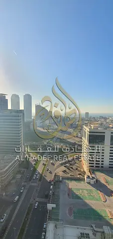 شقة عائلية فاخرة بمساحة ضخمة للإيجار في المجاز 3 اطلالة جميلة جدا