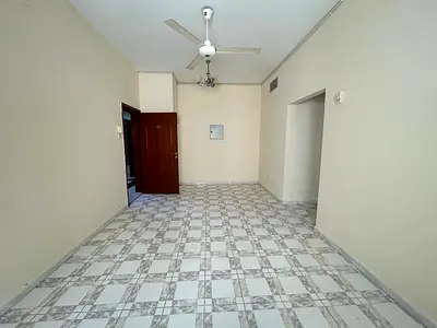 شقة مريحة من غرفتي نوم وصالة | مقابل الكورنيش | تكييف مركزي | موقع مميز 📍 | للعائلات