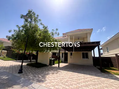 Upgraded 4BR | Wooden Floors | Garden | 12 Cheques