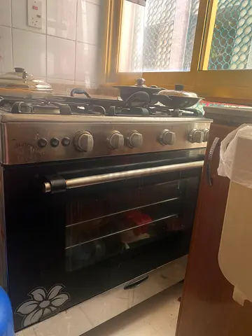 Cooking range