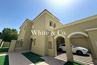 Vacant | Private Location | Corner Unit