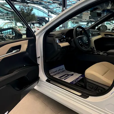 Toyota Camry XLE, миниатюра 7