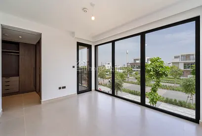Landscaped | Single row | Fully upgraded