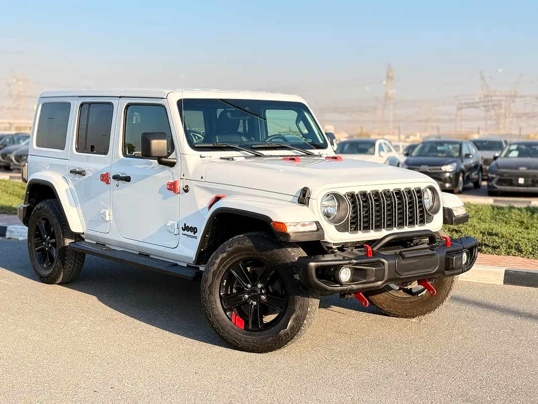 Jeep Wrangler 2021 — photo 1 of 20