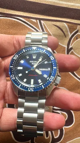 Seiko 5 Divers Watch with Blue Dial and Stainless Steel Band