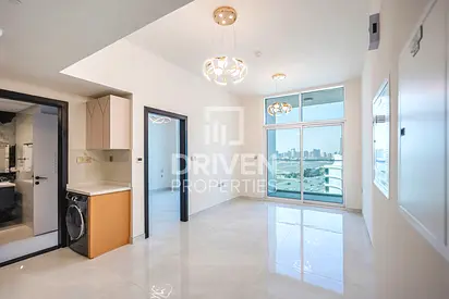 Vacant and Modern Layout | Prime Location