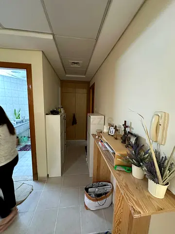 Room sharing for rent