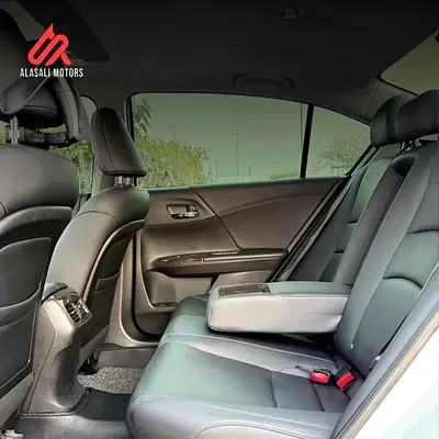 2013 Honda ACCORD — миниатюра 9
