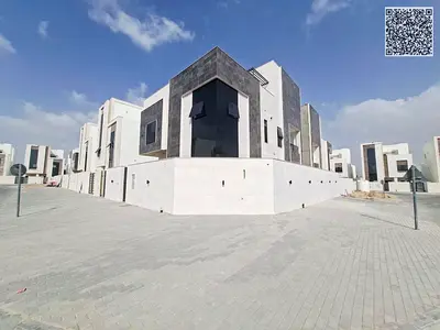 Corner villa on two streets, two floors and a roof terrace / Registration fees included / Freehold for all nationalities / Easy monthly installments