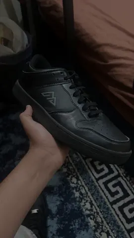 OKLAN TRIPLE BLACK SHOES