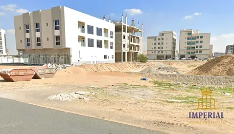 ارض سكني تجاري (G+6)بسعر مميز